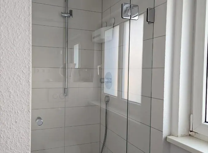 - Gruen Apartman *